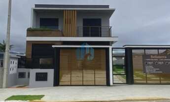 Imagem: Bela Casa Localizada no Condomínio Bella