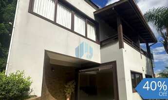 Imagem: Bela Casa Localizada no Loteamento Jardim