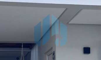 Imagem: Belo Sobrado em Condomínio Fechado, a 900