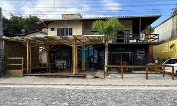 Imagem: Prédio Comercial e Residencial, a Cerca