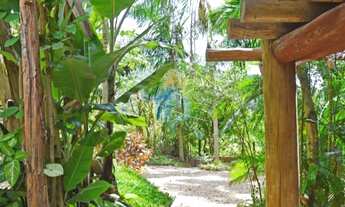 Imagem 6: Belo Imóvel com Dois Lofts + Salão, em Meio à Natureza e Próximo à Cachoeira, Encantada