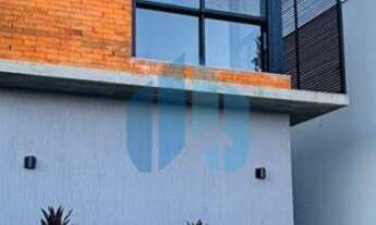 Imagem: Belo Sobrado Entre as Praias da Ferrugem