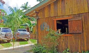 Imagem 4: Belo Imóvel com Dois Lofts + Salão, em Meio à Natureza e Próximo à Cachoeira, Encantada