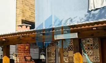 Imagem 6: Lindo Sobrado Próximo a Entrada da Ferrugem, com Fácil Acesso ao Centro da Cidade, Palhoci