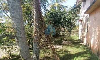 Imagem 5: Casa com Amplo Quintal, a Poucos Minutos das Principais Praias e do Centro da Cidade, Enca