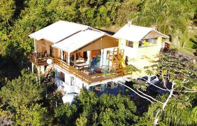 Imagem 7: Bela Residência em Meio a Natureza, com Linda Vista p/ Mar, Gamboa