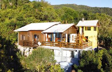 Imagem 4: Bela Residência em Meio a Natureza, com Linda Vista p/ Mar, Gamboa