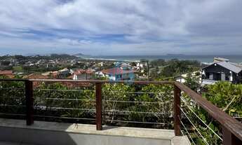 Imagem: Bela Casa a Poucos Minutos da Praia da Gamboa