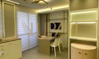 Imagem: Sala comercial mobiliada no centro de Curitiba