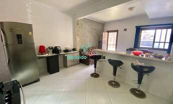 Imagem 7: Exclusividade! Lindo Sobrado em Condomínio Fechado com 3 Quartos à próximo ao mar - Centro