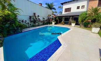 Imagem 3: Oportunidade!!! Linda Casa em Condomínio Fechado com 4 Quartos (sendo 4 suites) 300 m do