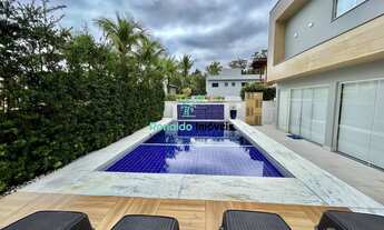 Imagem 3: Linda Casa de Alto Padrão Finamente Mobiliada 5 suíte no Hanga Roa em Bertioga, Opor