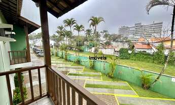 Imagem 2: Casa em Villágio 2 suítes com Vista Para o Mar no centro de Bertioga, Condomínio Fre