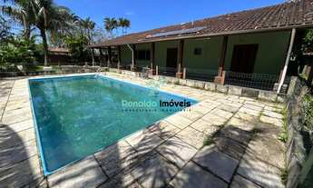 Imagem 7: Linda Casa com piscina e Amplo Quintal Privativo no Centro de Bertioga - SP, Oportunidade