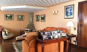 Imagem 5: LINDO SOBRADO EM RUA TRANQUILA ARBORIZADA, COM 330 M² DE ÁREA CONSTRUÍDA, COM 4 DORMITÓRI