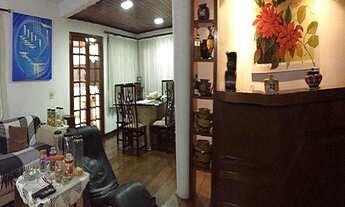 Imagem 3: SOBRADO 290 M², 4 DORMITÓRIOS, SENDO 1 SUÍTE COM CLOSET E VARANDA VOLTADA, PARA A PISCINA