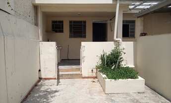 Imagem: CASA DE FUNDOS COM 1 DORMITÓRIO, SALA,COZINHA