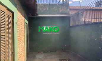 Imagem 2: CASA TÉRREA COMERCIAL TRANSFORMADA EM SALÃO, COM DIVERSAS SALA, E COM 2 BANHEIROS, E ESCRI