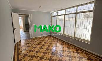 Imagem 6: CASA RESIDENCIAL: 1º ANDAR: GARAGEM: COBERTA 2 VAGAS E DESCOBERTA 2 VAGAS, DISPENSA, ESCAD