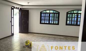 Imagem: Sobrado com 5 quartos, 2 suítes, elevador