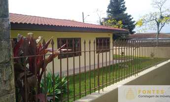 Imagem 2: Linda residência no bairro Boqueirão contendo 4 dormitórios sendo 1 suíte, sala, escritóri