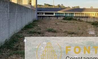 Imagem 4: Excelente terreno(480m2) em Colombo, plano, possibilidade para dividir em 2 lotes. Próximo