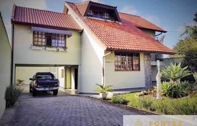 Imagem 6: Exclusiva Residência, 6 dormitórios sendo 1 suíte com closet. Suíte casal com 36 metros co