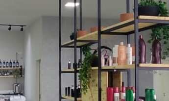 Imagem 5: Sobrado 2 salas comerciais, 2 banheiros , estacionamento para 3 carros na frente, sal