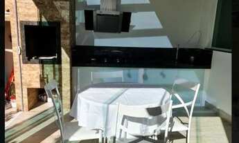 Imagem 2: Sobrado, 3 dormitórios, 1 suíte, Metragem total 163,5m 1 cozinha 1 sala 1 correndo 1 escad