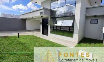 Imagem 2: Casa térrea de alto padrão, com pé direito duplo, platibanda, com área total de 300m2 e ár