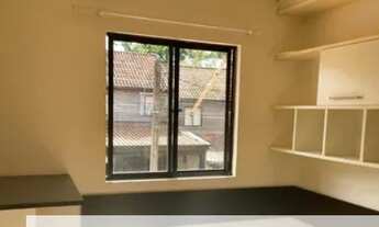 Imagem 4: Sobrado 1 lado direito na rua em condomínio fechado próximo a Havan da Derosso, face norte