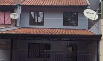 Imagem 2: Sobrado 1 lado direito na rua em condomínio fechado próximo a Havan da Derosso, face norte