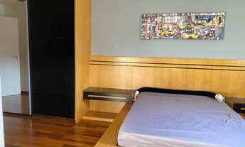 Imagem 2: 4 dormitórios, 3 suíte, 5 banheiro, 6 vagas na garagem