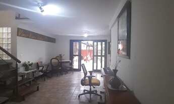 Imagem 4: Casa Venda 205m² com 4 dormitórios sendo 2 suítes, sala com varanda