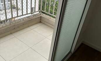 Imagem 2: Apartamento com 2 quartos, 1 banheiro e 1 vaga de garagem. Com uma área de 48m, este apart