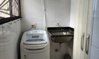 Imagem 3: Apartamento com 2 quartos, 1 banheiro, 1 vaga de garagem e 56,00 m2 de área