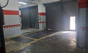 Imagem 5: Galpão comercial com aproximadamente 180m2 de área, localizado em um maravilhoso ponto com