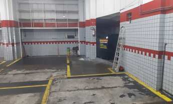 Imagem 2: Galpão comercial com aproximadamente 180m2 de área, localizado em um maravilhoso ponto com