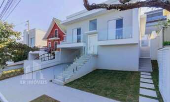 Imagem 2: RR8347 Casa 220m² CONDOMÍNIO VALVILLE - OPORTUNIDADE - 3 Dorms 4 Vagas - Santana de Parnaí