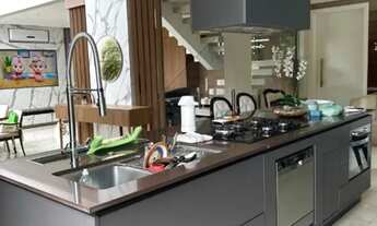 Imagem 3: RR6892 Casa 390m² CONDOMÍNIO BURLE MARX - OPORTUNIDADE - 4 Suítes 4 Vagas - Santana de Par