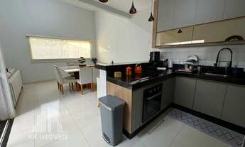 Imagem 6: RR0191D Casa 120m² JARIDM TERRA AZUL - OPORTUNIDADE - 3 Dorms 6 Vagas - Santa Bárbara DOe