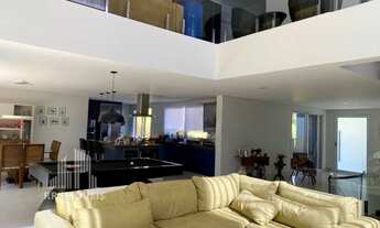 Imagem 2: RR7829 Casa 438m² CONDOMÍNIO VALVILLE I - OPORTUNIDADE - 4 Suítes 8 Vagas - Santana de Par