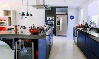 Imagem 4: RR7829 Casa 438m² CONDOMÍNIO VALVILLE I - OPORTUNIDADE - 4 Suítes 8 Vagas - Santana de Par