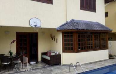 Imagem 3: RR8165 Casa 352m² CONDOMÍNIO RESIDENCIAL 4 - OPORTUNIDADE - 4 Dorms 4 Vagas - Barueri, SP