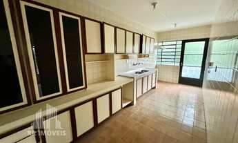 Imagem 7: RR8327 Chácara 250m² JARDIM RANCHO ALEGRE - OPORTUNIDADE - 3 Dorms 4 Vagas - Santana de Pa