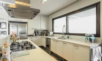 Imagem 7: RR8478 Casa 530m² CONDOMÍNIO RESIDENCIAL 8 - OPORTUNIDADE - 5 Suítes 3 Vagas - Santana de