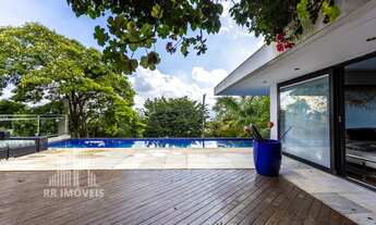 Imagem 4: RR8478 Casa 530m² CONDOMÍNIO RESIDENCIAL 8 - OPORTUNIDADE - 5 Suítes 3 Vagas - Santana de