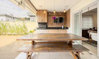 Imagem 4: RR8626 Casa 250m² CONDOMÍNIO VALVILLE I - OPORTUNIDADE - 4 Suítes 4 Vagas - Santana de Par