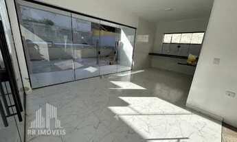 Imagem 2: RR8638 Casa 178m² CONDOMÍNIO NOVA PAULISTA - OPORTUNIDADE - 3 Suítes 4 Vagas - Jandira, SP