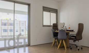 Imagem 4: 3 dormitórios na Rua Senador César Lacerda Vergueiro